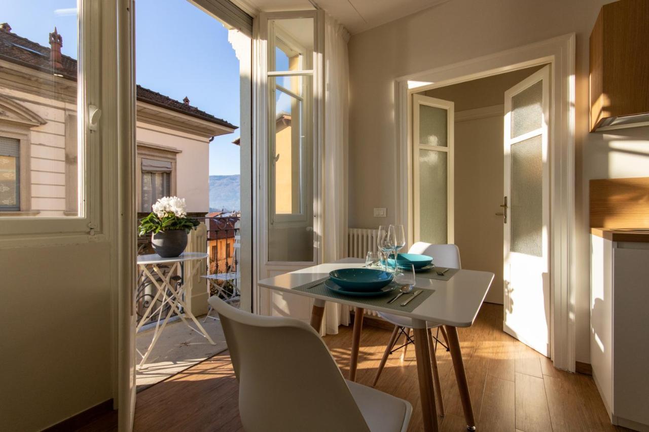 Aqualago Casa Vacanze Apartment D Verbania Exteriör bild